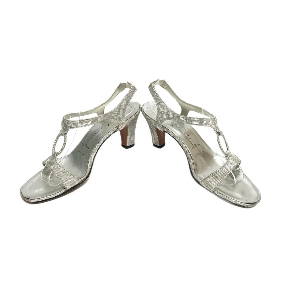 Vintage 1960s silver lamé fabric strappy rhinestone ring open toe dress heels